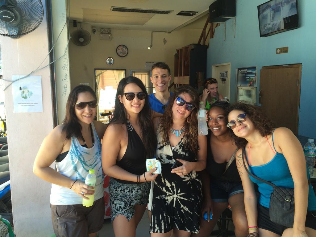 Asia Backpackers Патая Екстериор снимка