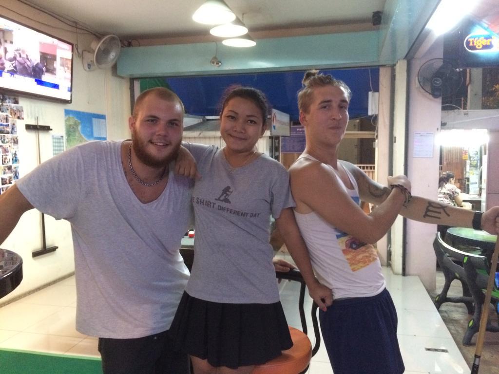 Asia Backpackers Патая Екстериор снимка